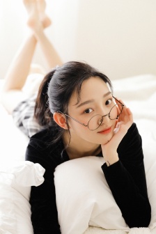 老师你的兔子好软水好多作文小说